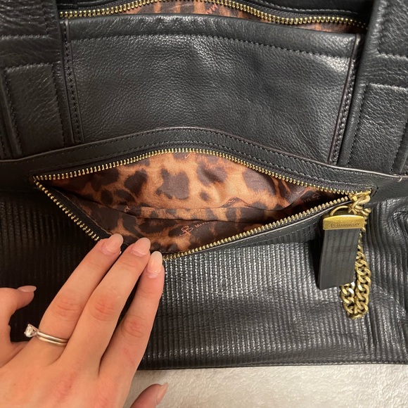 B. Makowsky Purse - Picture 3 of 6